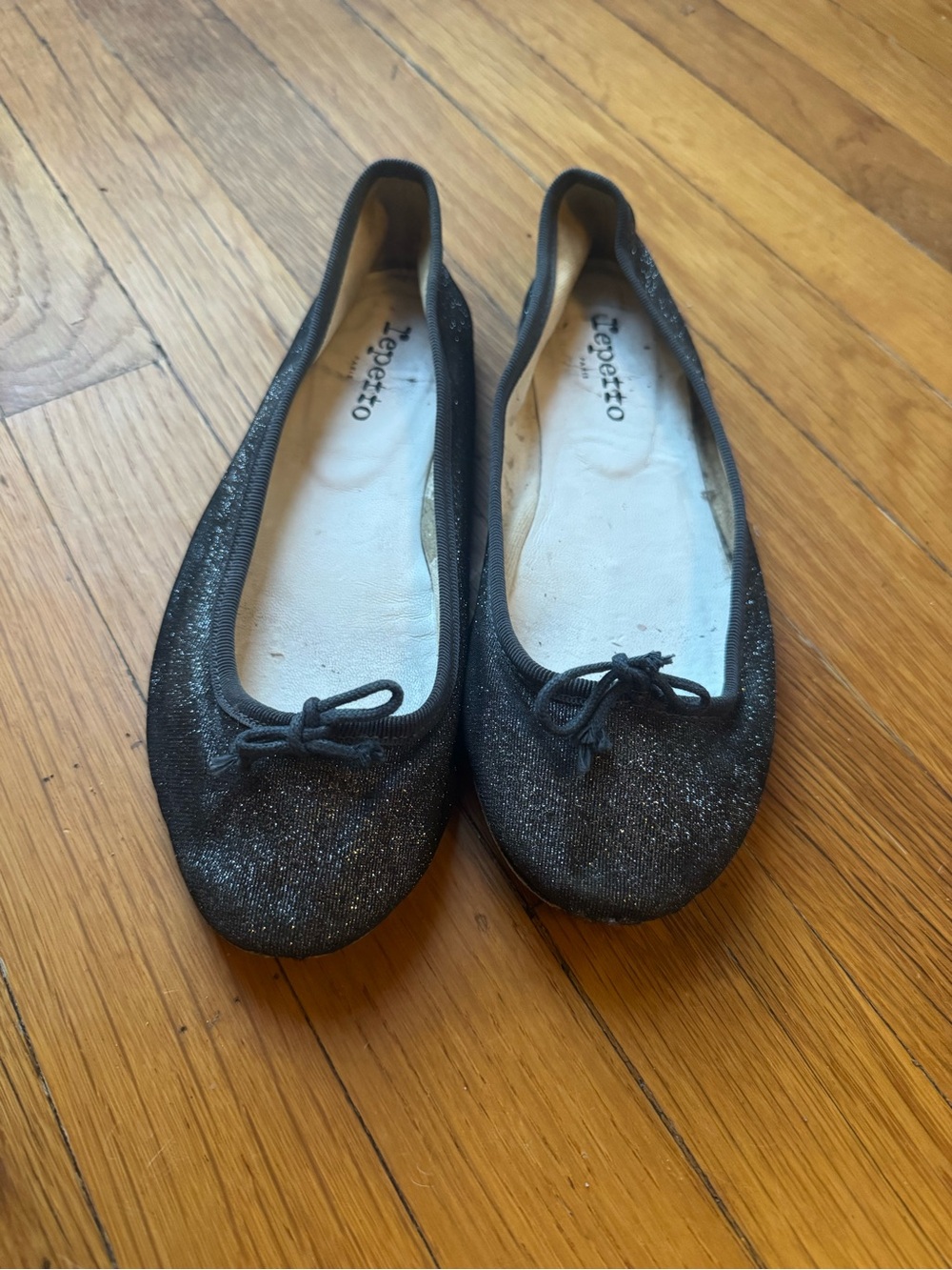 Repetto Cendrillon Black Glitter Ballet Flats with Bow Accent